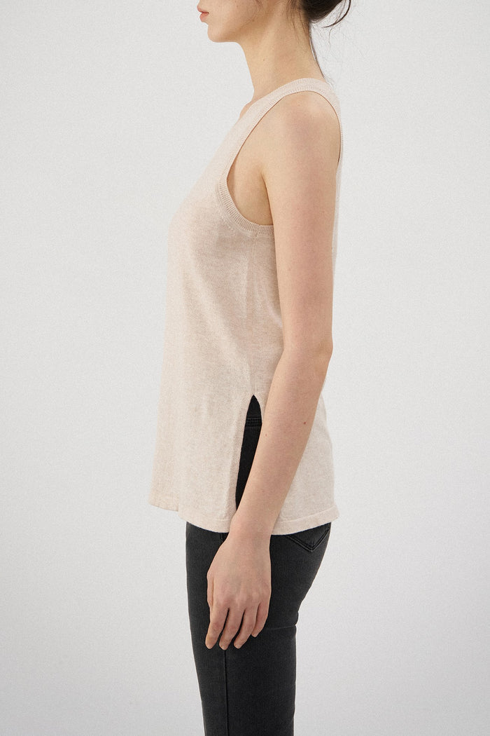 Aleger N.2140 Cashmere Blend Beach Tank - Prosecco Apparel > Women > Clothing > Tops > Tank Tops > Aleger Hyde Boutique