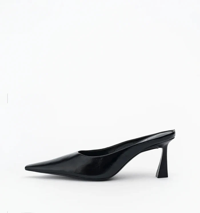 Alias Mae Skyler - Black Oily Crinkle Leather Hyde Boutique