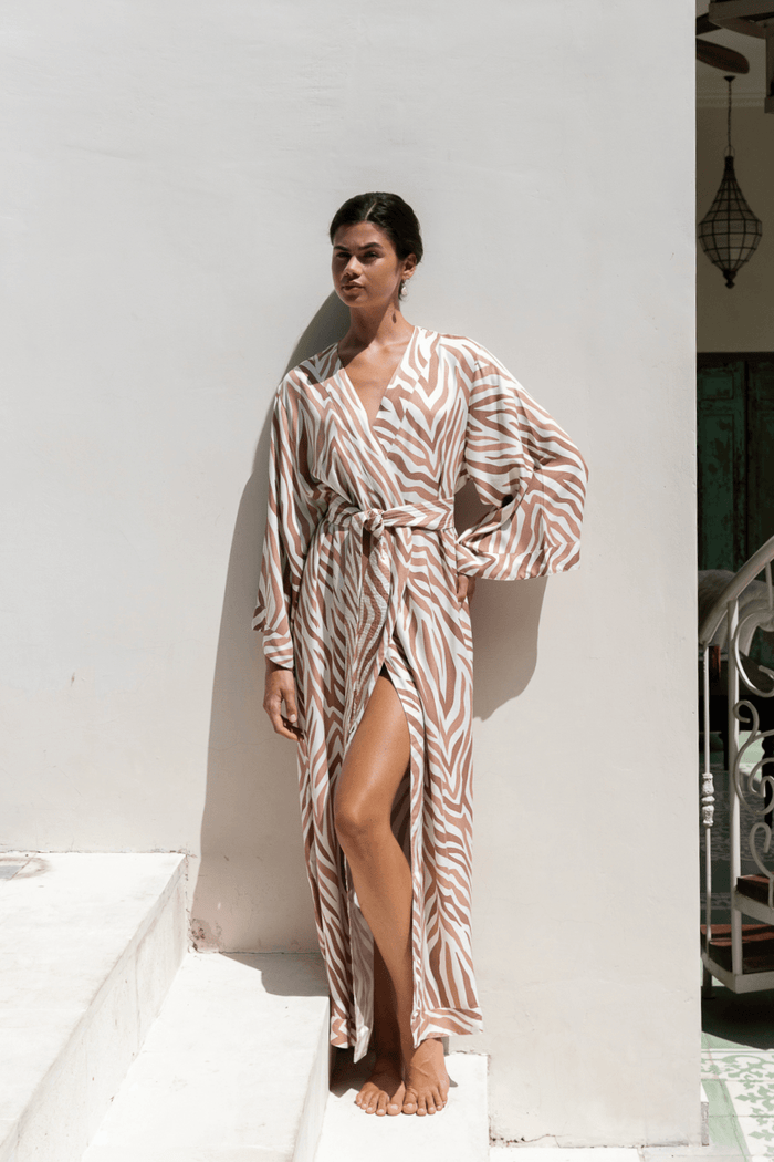 Piyama Alice Kimono Robe - ECOVERO™ - Zebra — view 5