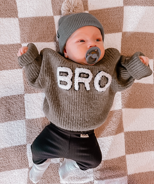 Baby black ribbed leggings – soft, stretchy, and cozy for newborns, infants, and toddlers. Perfect for everyday wear, these gender-neutral pants offer comfort and style. Handmade with love, available in sizes preemie to 4T. Ideal for layering with sweaters, onesies, or tees. A must-have for trendy baby outfits!
