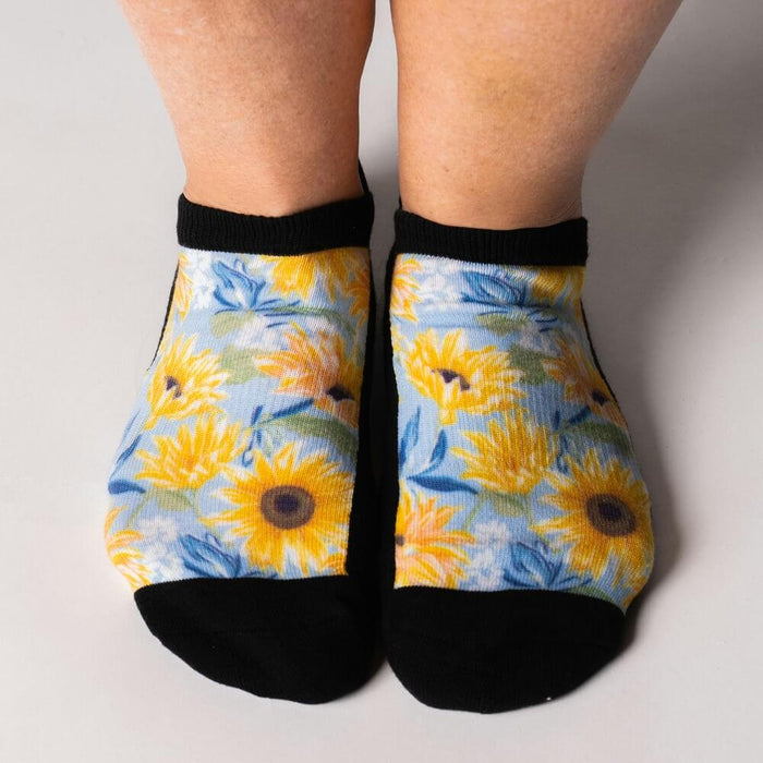 Viasox Bloom Ankle Socks 3-Pack Bundle detail close-up