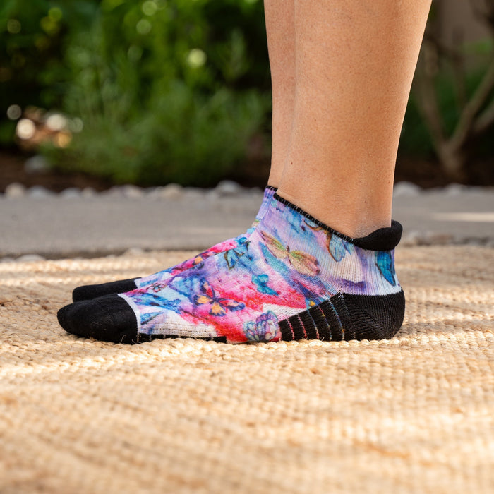 Viasox Dark & Delicate Ankle Compression Socks 5-Pack Bundle detail close-up