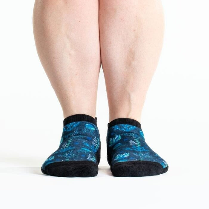 Viasox Dark Waters Ankle Socks Bundle 3-Pack stretched display