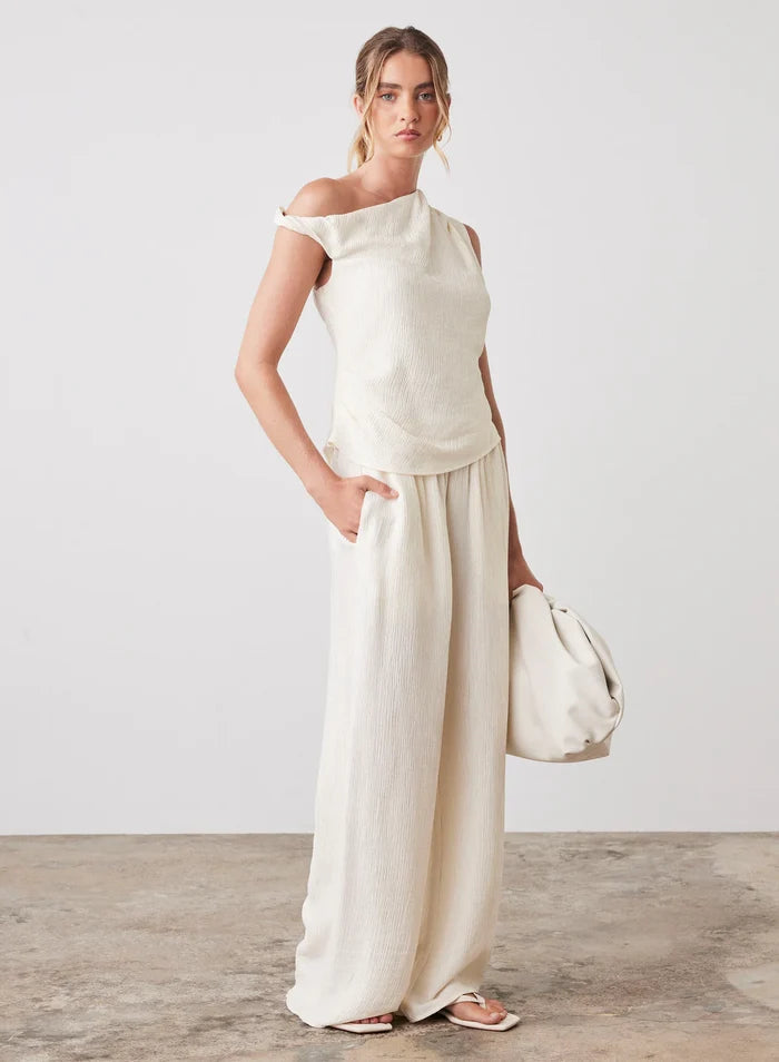 Esmaee View Blouse - Cream Crinkle Apparel > Women > Clothing > Shirts & Tops > Blouses > Casual Blouses > Esmaee Hyde Boutique