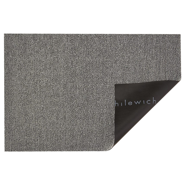 A versatile indoor/outdoor design, this heathered shag mat will fit seamlessly into a wide variety of décor styles and is ideal for bathrooms, entryways, kitchens, and outdoor spa