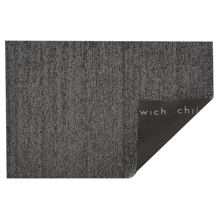 A versatile indoor/outdoor design, this heathered shag mat will fit seamlessly into a wide variety of décor styles and is ideal for bathrooms, entryways, kitchens, and outdoor spa