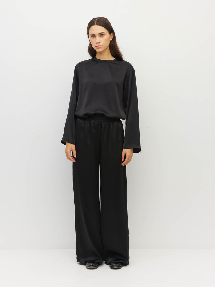 Juliette Hogan Long Sleeve Fancy T - Gloss Black Apparel > Women > Clothing > Tops > Blouses > Long Sleeve Blouses > Juliette Hogan Hyde Boutique