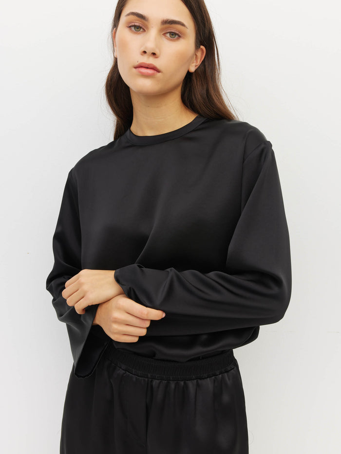 Juliette Hogan Long Sleeve Fancy T - Gloss Black Apparel > Women > Clothing > Tops > Blouses > Long Sleeve Blouses > Juliette Hogan Hyde Boutique