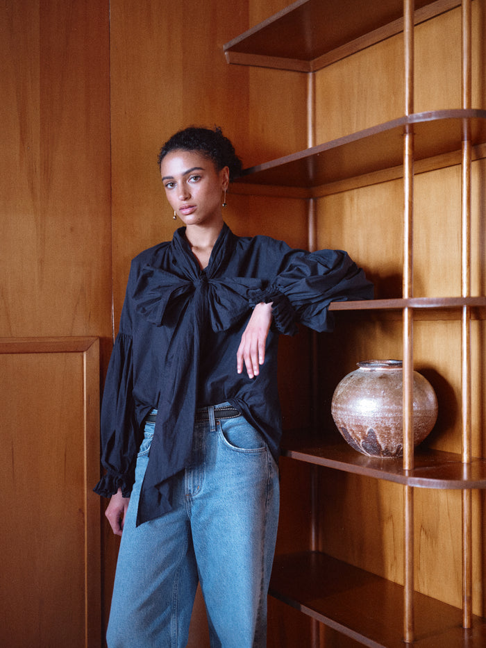 Måhsa Bow Blouse - Navy Hyde Boutique
