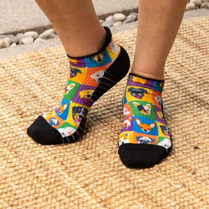 Viasox Paws Petals Ankle Compression Socks 3-Pack detail close-up