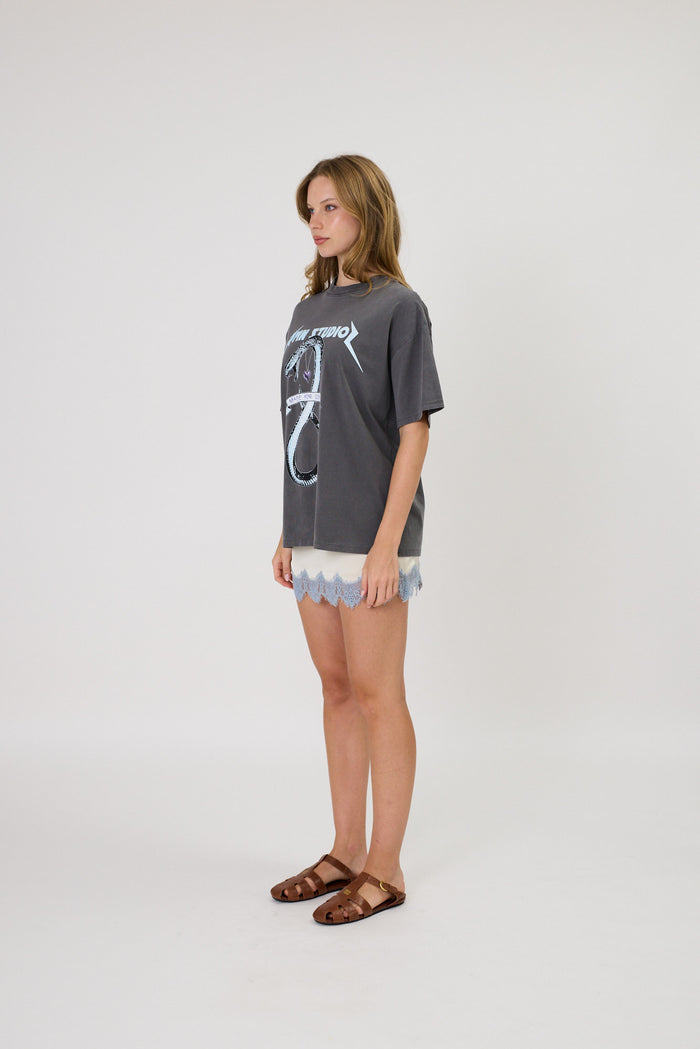 Remain Viper Tee - Black Hyde Boutique