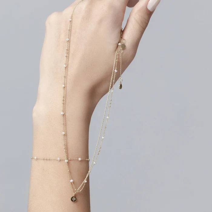 Silk & Steel Dotty Pearl Bracelet - Pearl/Silver Apparel > Women > Accessories > Jewellery > Necklaces > Silk & Steel Hyde Boutique