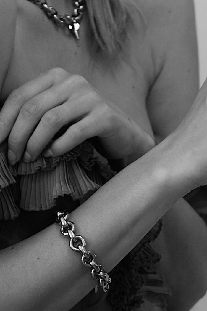Silk & Steel Heirloom Bracelet - Silver Arriving Thursday Accessories > Women > Jewellery > Bracelets > Chain & Link Bracelets > Silk & Steel Hyde Boutique