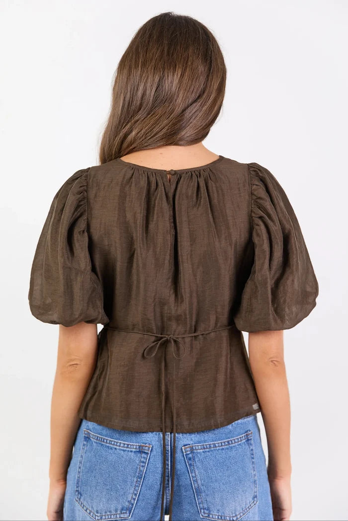 Stories Be Told Finali Puff Short Sleeve Top - Chocolate Clothing > Tops > Blouses > Short Sleeve Blouses > Puff Sleeve Tops > Stories Be Told Hyde Boutique