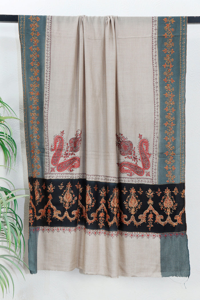 Sui Jaal Toosh shawl, soft-drape style