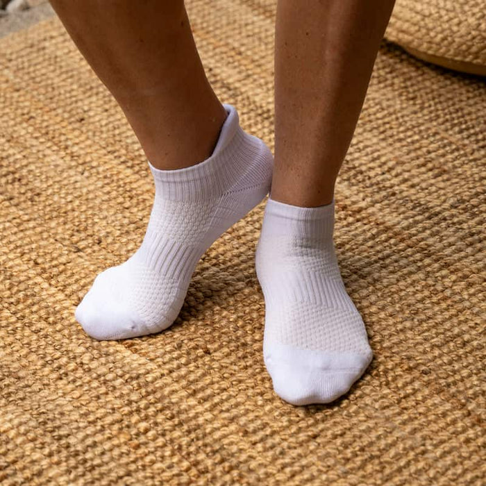 Viasox White Ankle Compression Socks 5-Pack Bundle side view
